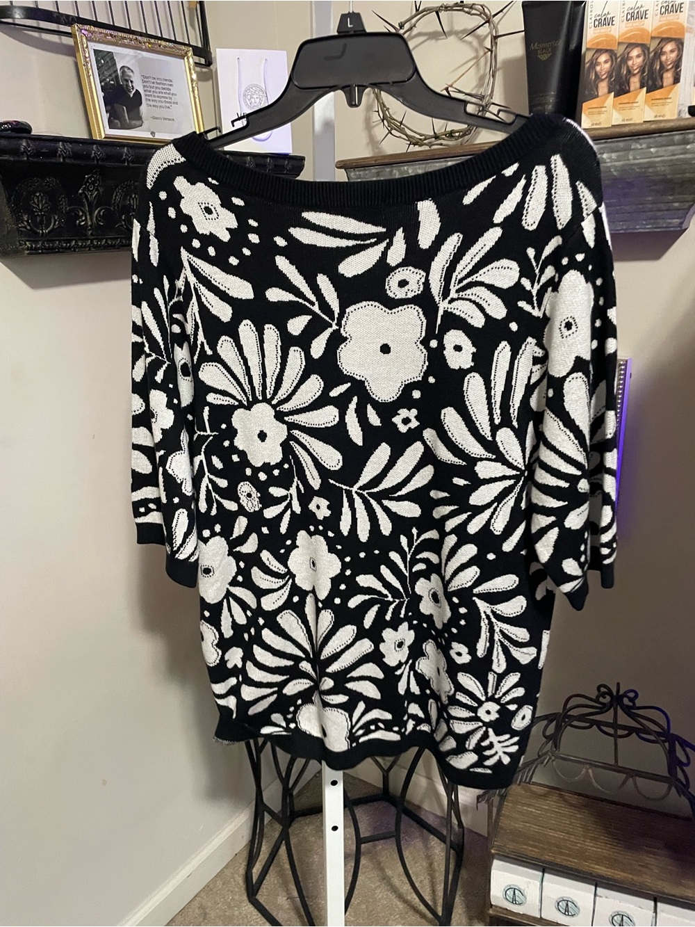 Premise Black and White Floral Scoop Neck Sweater - Picture 5 of 5